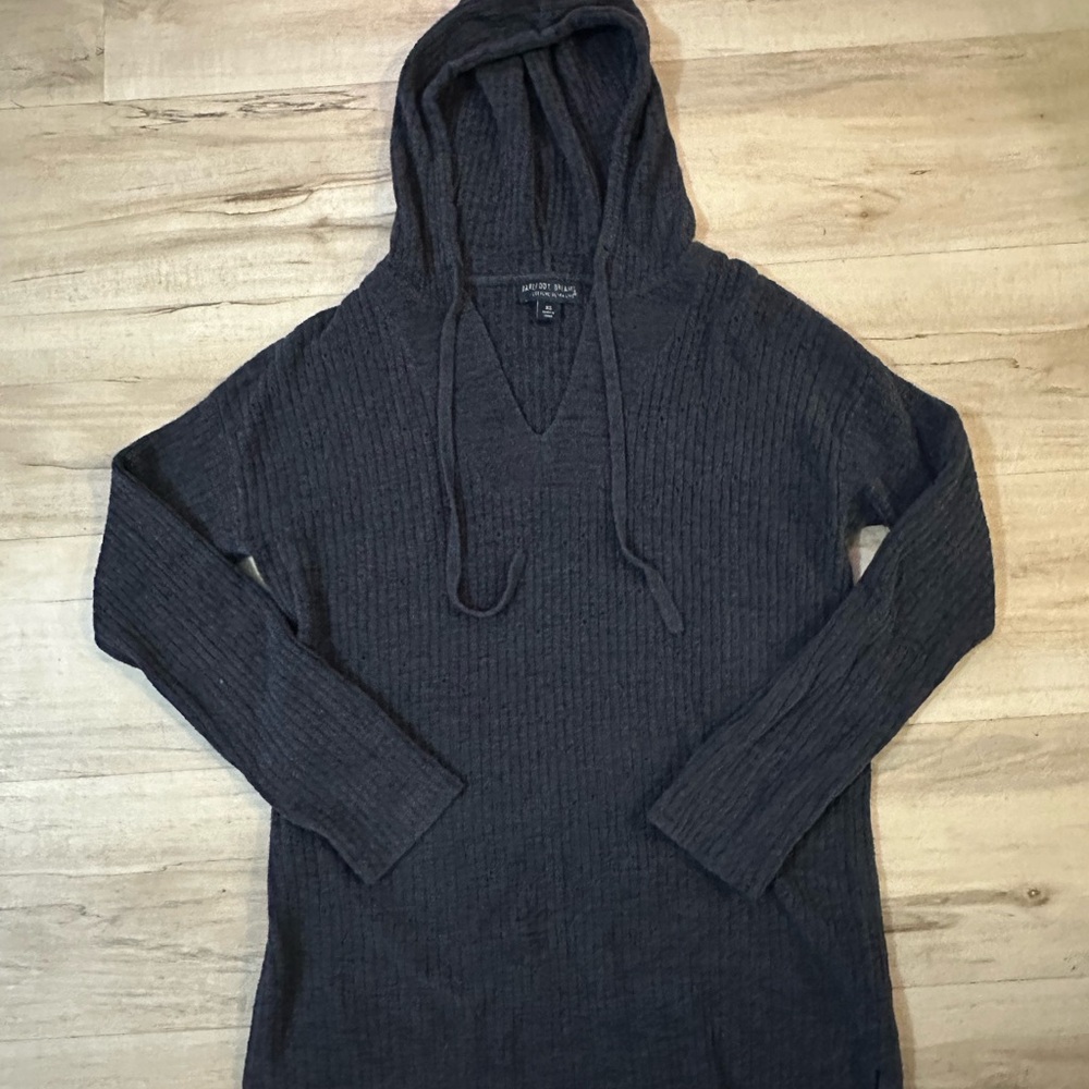 Barefoot Dreams Women’s Gray Hooded Sweater